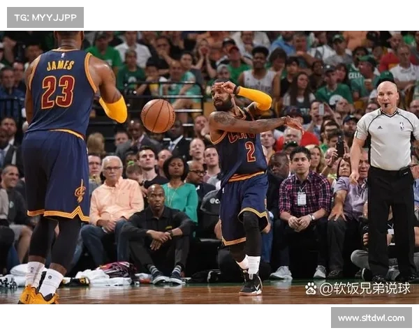 詹姆斯:看到欧文的成长,我为他感到骄傲,但自己失去搭档的遗憾难掩 詹姆斯:看到欧文的成长,我为他感到骄傲,但自己失去搭档的遗憾难掩