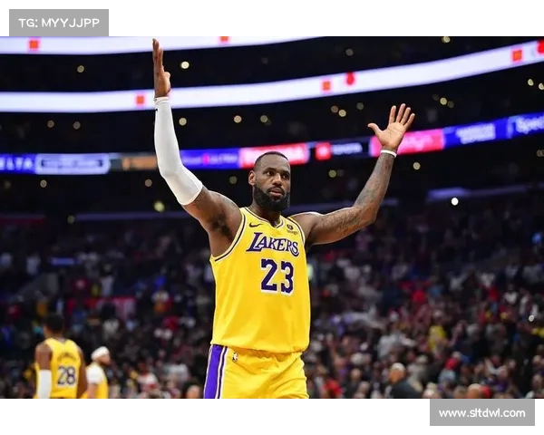 詹姆斯传球精准,湖人成功挑战强敌 詹姆斯传球精准,湖人成功挑战强敌