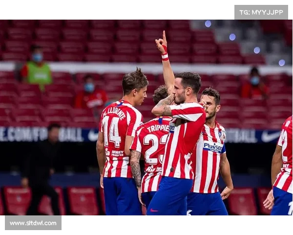 西甲超级对决，巴萨与马竞激战正酣